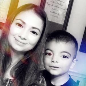 Meet your Posher, Elena